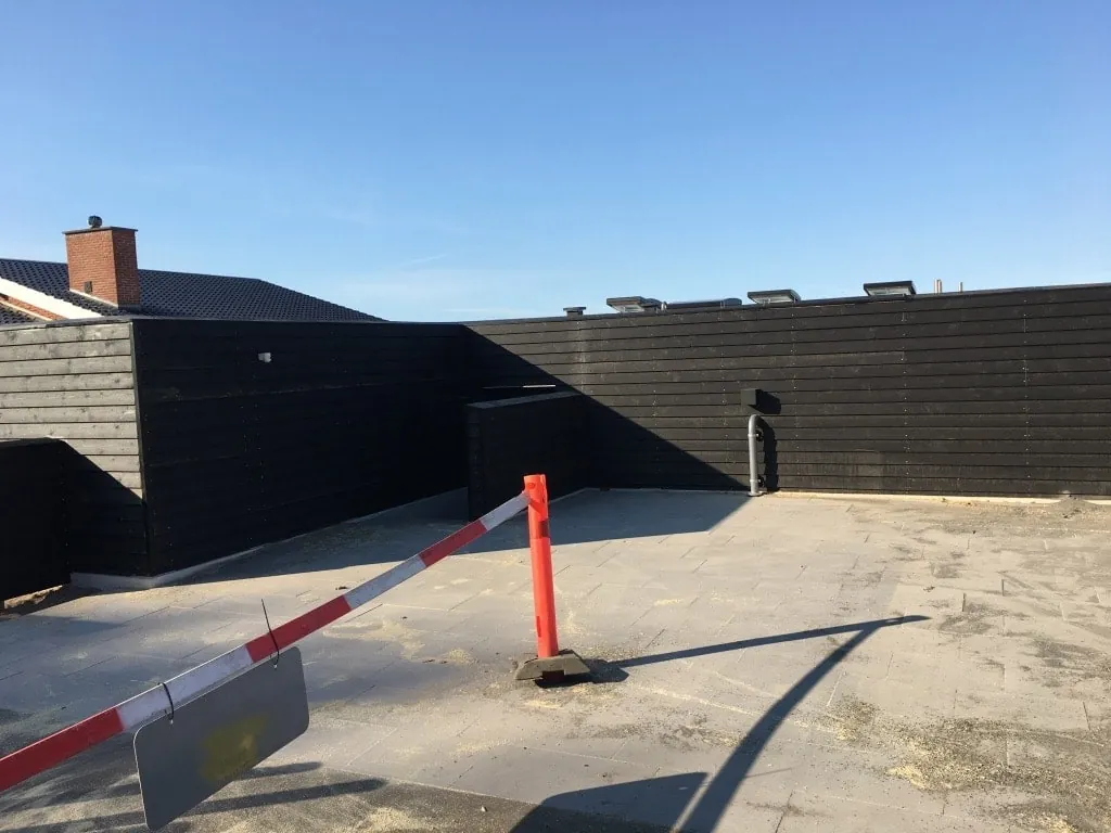 SKUR & SHELTER udført af Tømrer Steen
